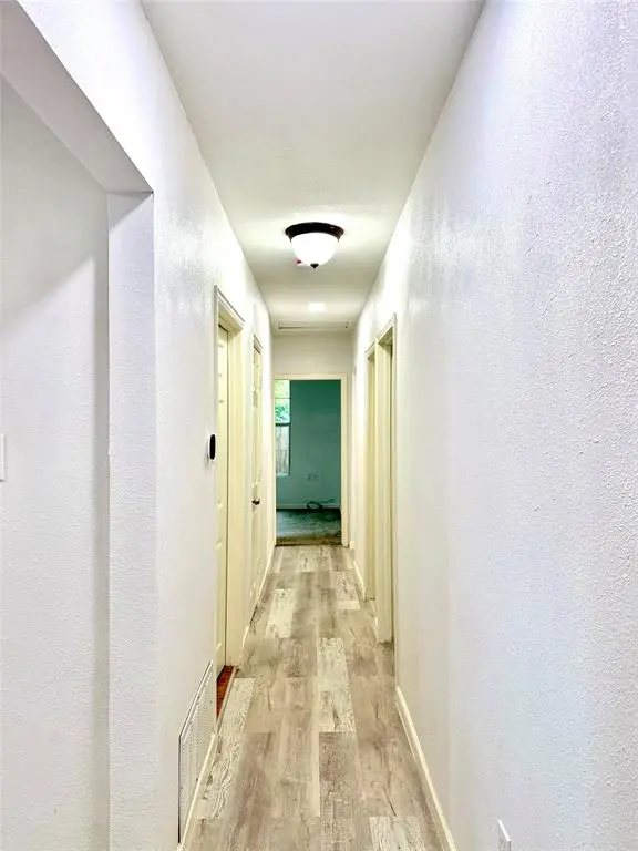 605 E Hickory Street, Kaufman, TX 75142