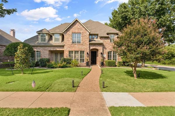 4821 Ravendale Drive, Richardson, TX 75082