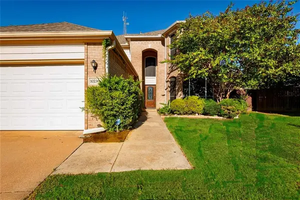 10236 Sourwood Drive, Fort Worth, TX 76244