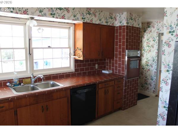 800 PARK ST, Baker City, OR 97814