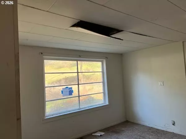 Cottage Grove, OR 97424,1161 CURTIN RD