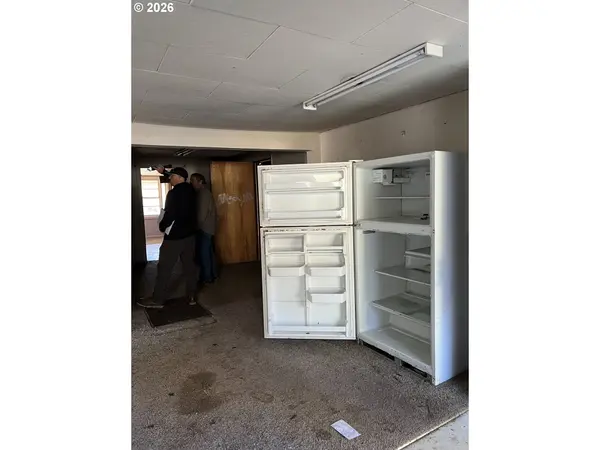 1161 CURTIN RD, Cottage Grove, OR 97424