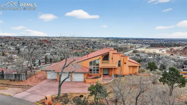 133 Crystal Hills BLVD, Manitou Springs, CO 80829