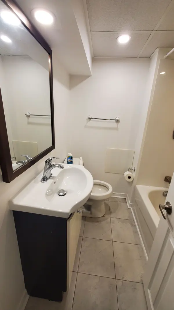 367 Blue Grass BLVD #Lower, Richmond Hill, ON L4C 3H3