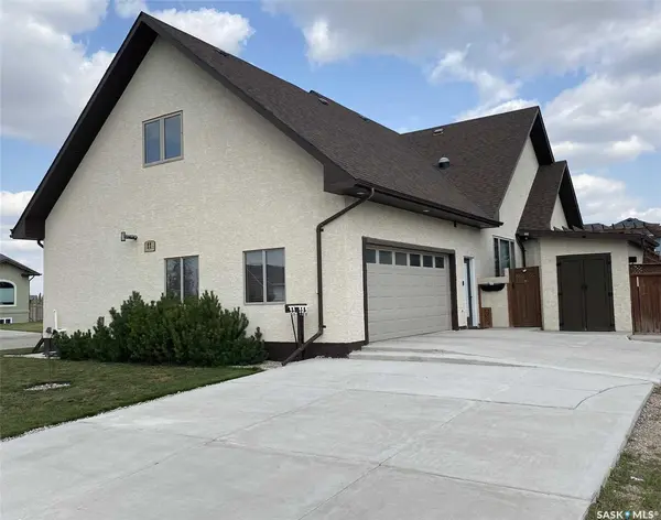 11 Robertson ROAD, Lanigan, SK S0K 2M0
