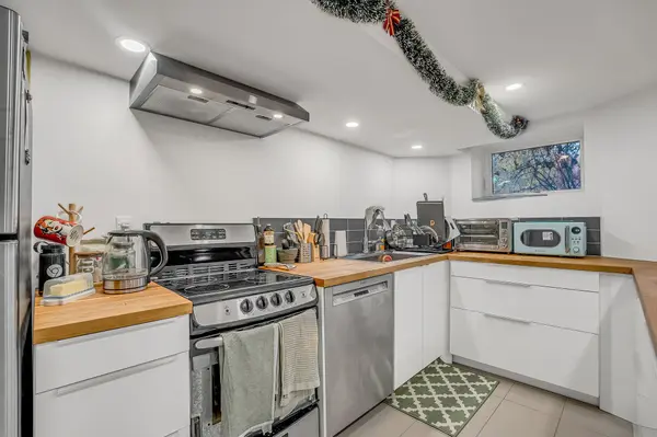 272 Keele ST #Lower, Toronto W02, ON M6P 2K4