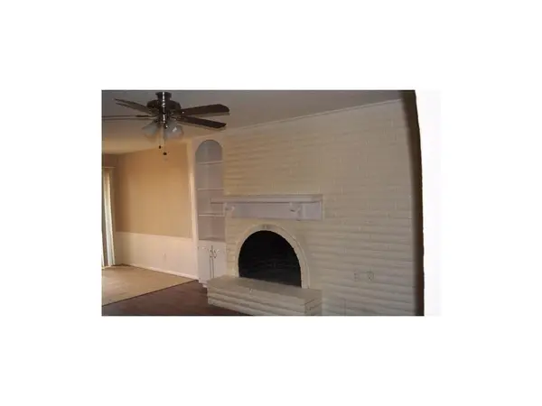 516 Billie Ruth Lane #516, Hurst, TX 76053