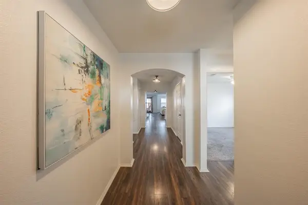 10541 Rising Knoll Lane, Fort Worth, TX 76131