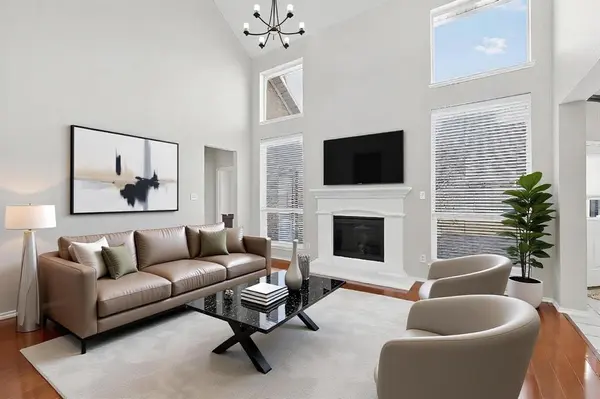 5828 Ivy Glen Drive, Grand Prairie, TX 75052