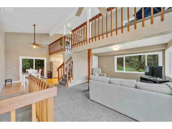 Rockaway Beach, OR 97136,1102 S 3RD AVE