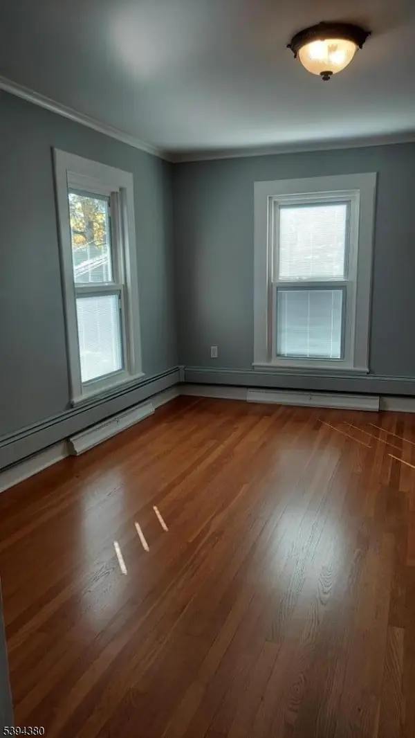 202 Mountain Ave, Westfield Town, NJ 07090