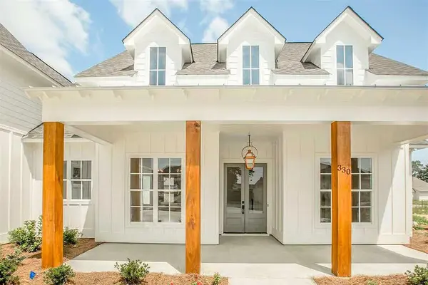 20957 N Dixboro RD, Green Oak Twp, MI 48178