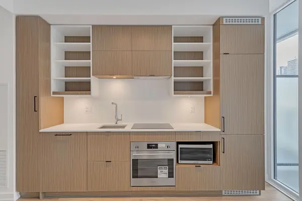 20 Edward ST #517, Toronto C01, ON M5G 1C9