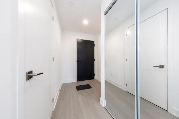 36 Olive AVE #1604, Toronto C14, ON M2N 0M4