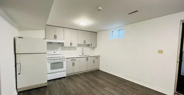 38 Weldrick RD W #Basement, Richmond Hill, ON L4C 3T8