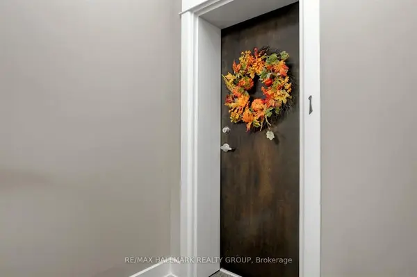 486 Via Verona AVE #1, Barrhaven, ON K2J 6B3