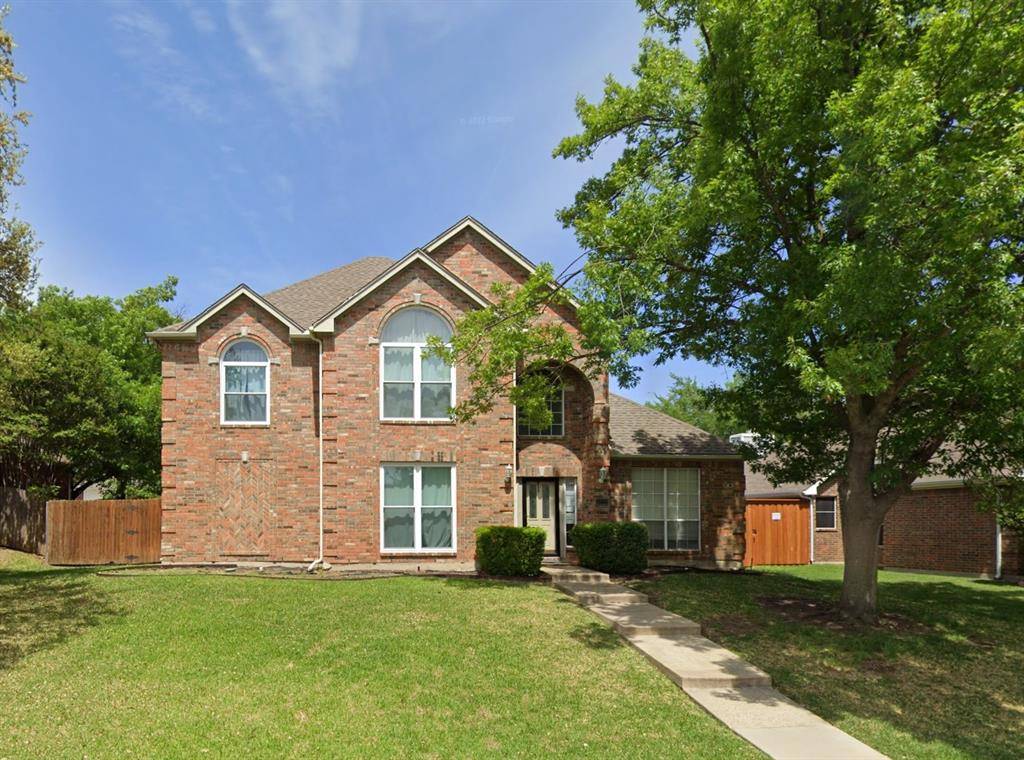 1212 Ashbrook Drive, Grand Prairie, TX 75052