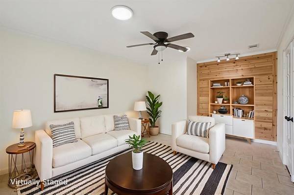 444 Hanbee Street, Richardson, TX 75080