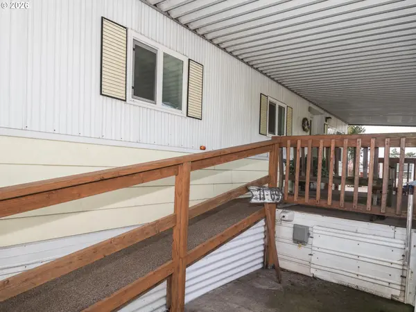 21016 SE STARK ST #71, Gresham, OR 97030