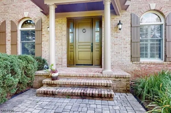 365 Mine Brook Rd, Bernards Twp., NJ 07931