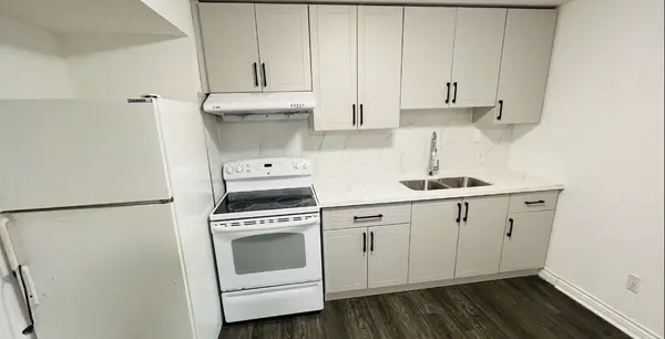 38 Weldrick RD W #Basement, Richmond Hill, ON L4C 3T8