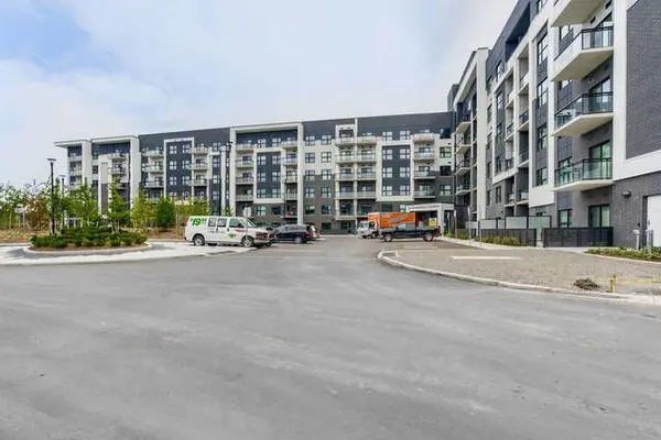 128 Grovewood Common N/A #609, Oakville, ON L6H 0X3