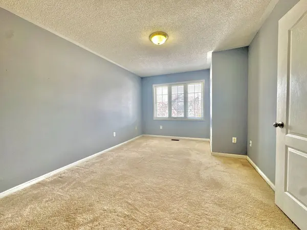 5872 Osprey BLVD, Mississauga, ON L5N 8J7