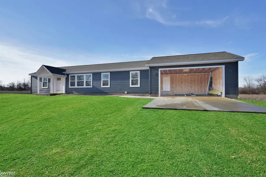 5165 N Irish RD, Richfield Twp, MI 48423