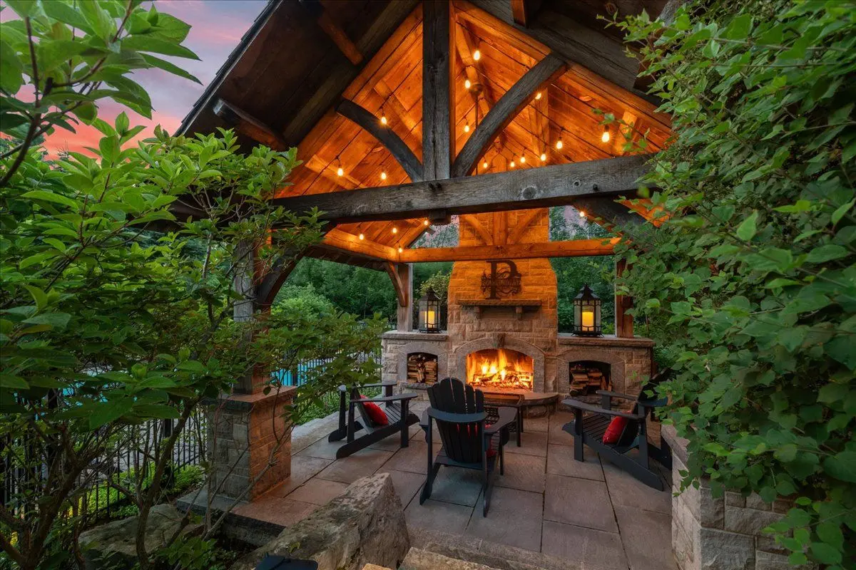 11365 Taylor CT, Milton, ON L0P 1B0