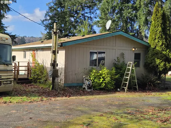 Castle Rock, WA 98611,208 BURMA RD