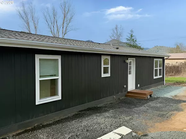 Myrtle Creek, OR 97457,169 CARTE LN