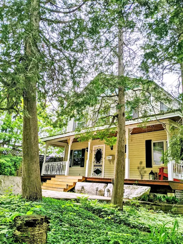 70 BOURGEOIS BEACH RD, Tay, ON L0K 2A0