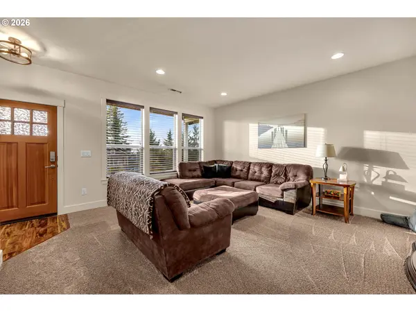 3182 44TH ST, Washougal, WA 98671