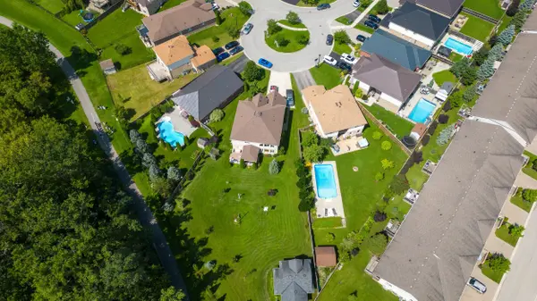 1711 Cedarcreek CRES, London North, ON N5X 0C7