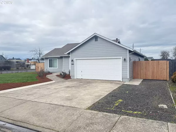 Harrisburg, OR 97446,905 MONROE ST