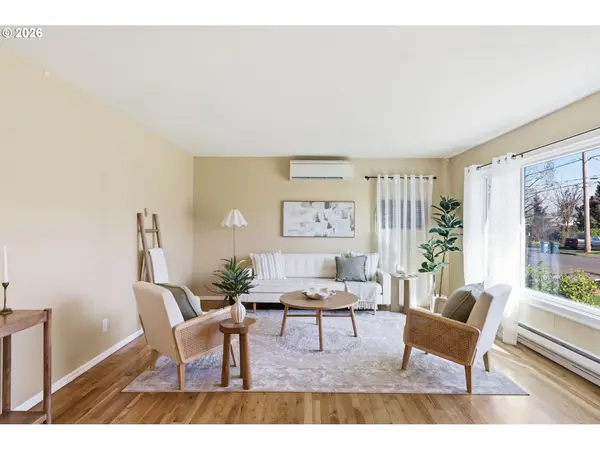 2950 FERRY ST, Eugene, OR 97405