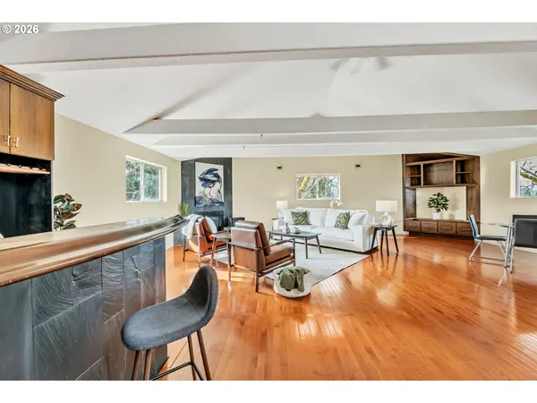 82537 GREENWOOD ST, Creswell, OR 97426