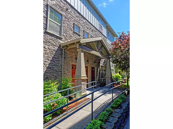 Hillsboro, OR 97003,618 NE GARSWOOD LN