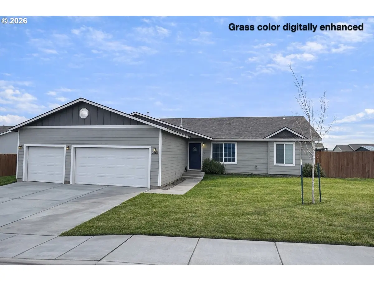 2665 CURLEW ST, Umatilla, OR 97882