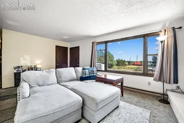 5097 Left Hand LN, Colorado City, CO 81019