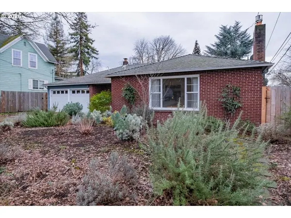 1770 D ST NE, Salem, OR 97301