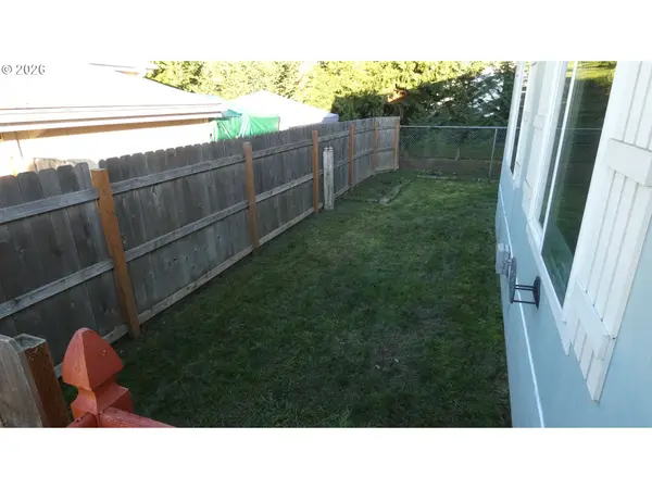 5151 COPPER CREEK LOOP #183, Salem, OR 97305