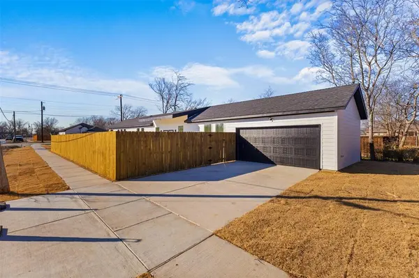 2621 College Street, Greenville, TX 75401