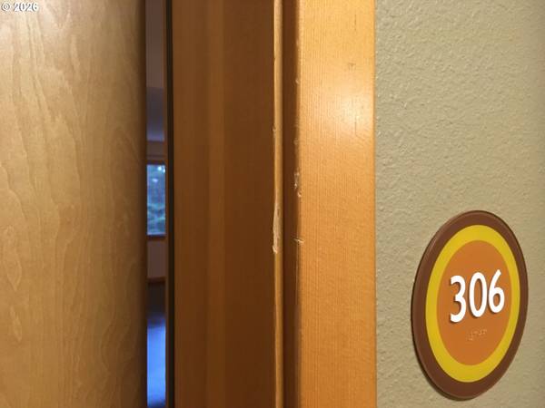 7910 SW 31ST AVE #306, Portland, OR 97219