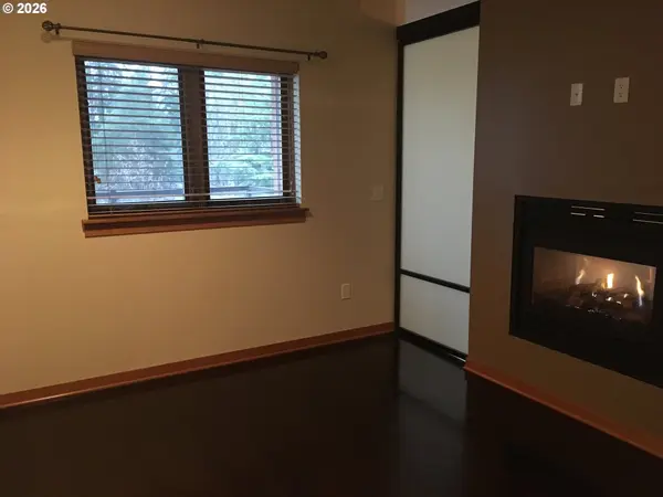 7910 SW 31ST AVE #306, Portland, OR 97219