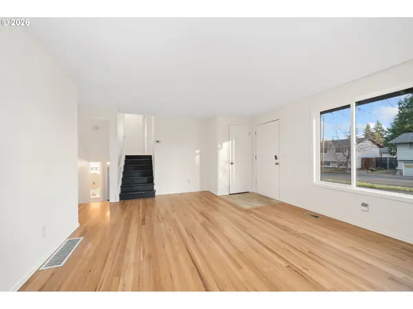 14229 SE TAYLOR CT, Portland, OR 97233