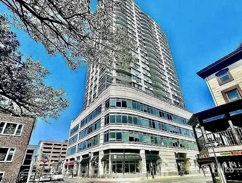 1806 One Spring St #1806, New Brunswick City, NJ 08901