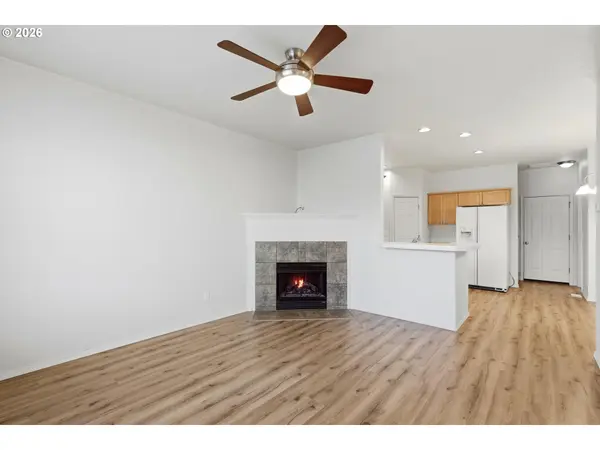 1276 SE BACARRA ST, Hillsboro, OR 97123