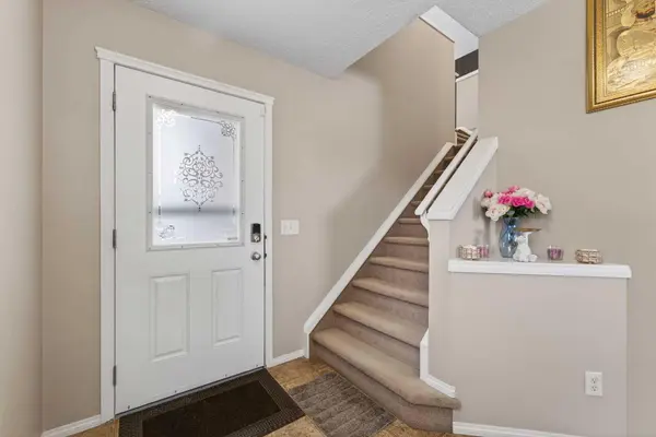 106 Saddlecrest CRES NE, Calgary, AB T3J0C5