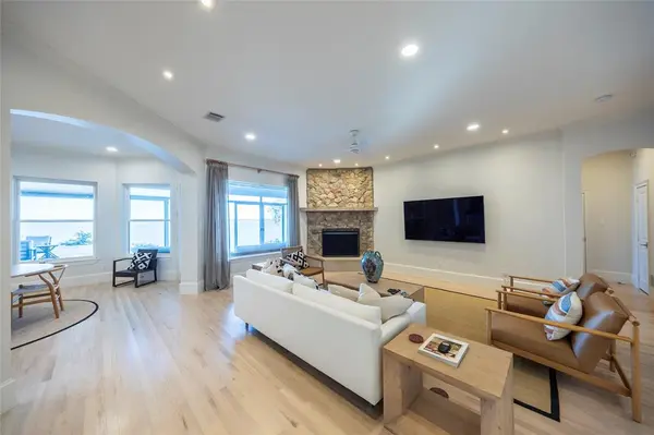 1190 Emerald Sound Boulevard, Oak Point, TX 75068